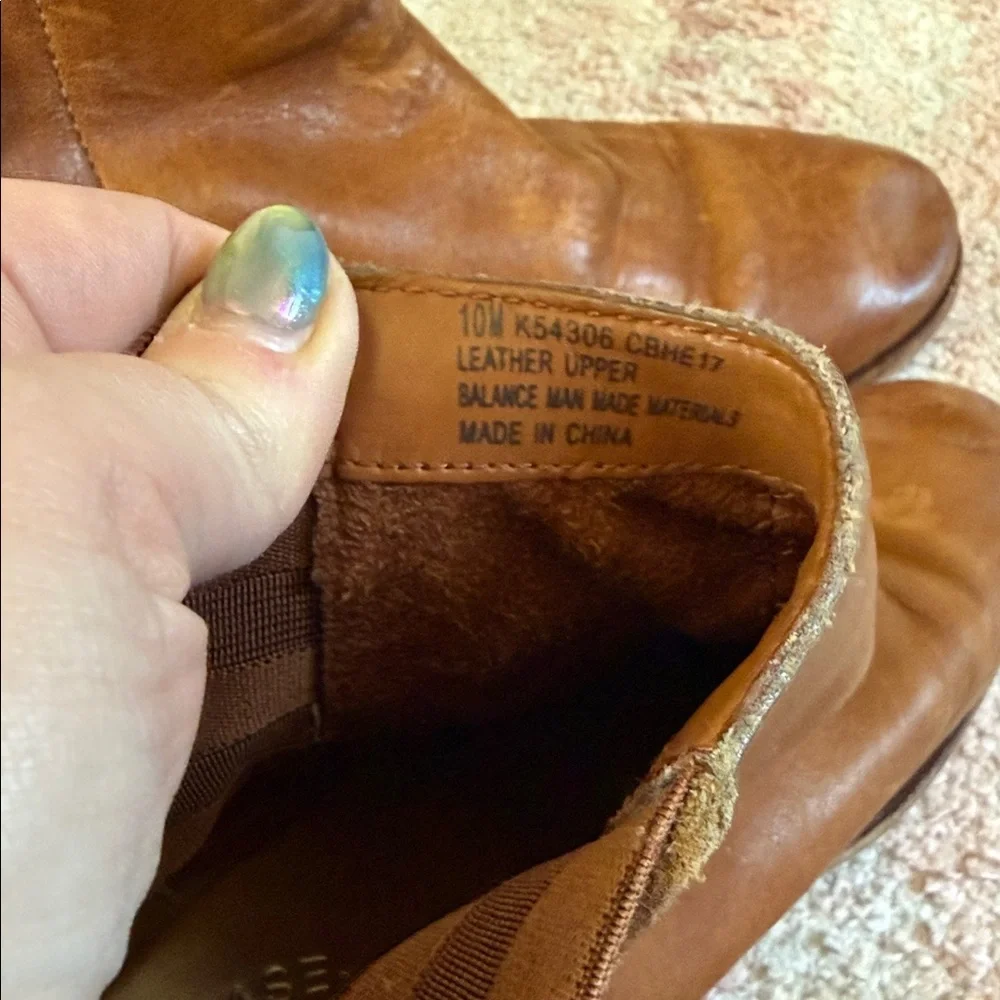 Kork-Ease Women's Tan Leather Chelsea Ankle Booties - Picture 5 of 12